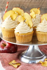 Apple Butter Cupcakes - a deliciously easy cupcake recipe with apple butter in both the cupcake and frosting for lots of great apple flavor | by Lindsay Conchar for TheCakeBlog.com