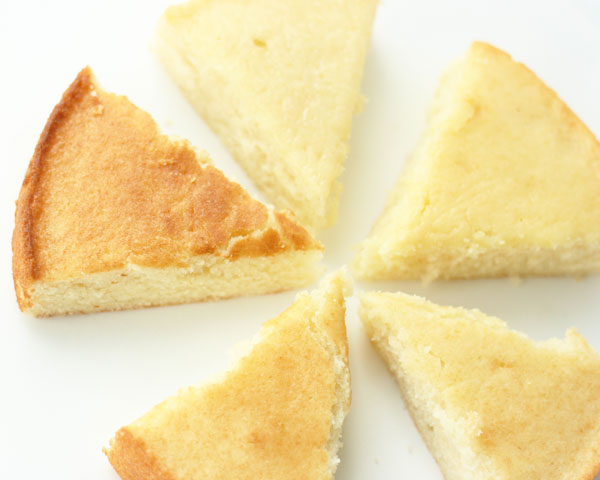 Baking Temperature Comparison | Why an accurate oven temp actually matters | by Summer Stone for TheCakeBlog.com