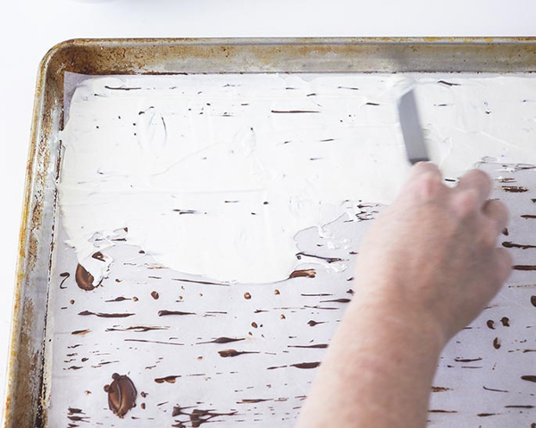 Birch Log Cake! Learn how to make this wintry, birch cake that looks just like a natural birch branch | by Cakegirls for TheCakeBlog.com
