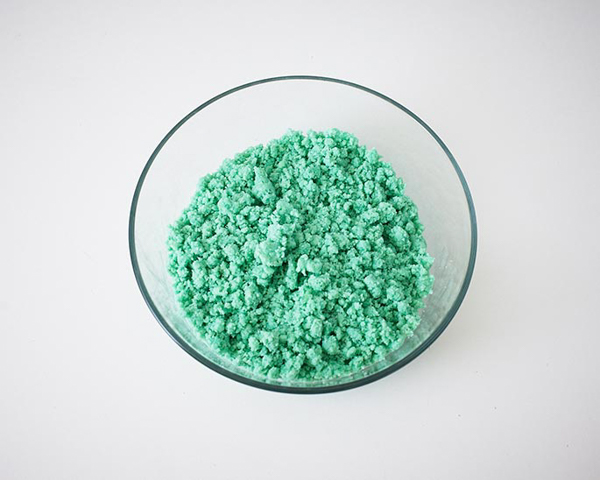 Cake Gems - how to make gem-shaped chocolate truffles filled with cake | by Cakegirls for TheCakeBlog.com