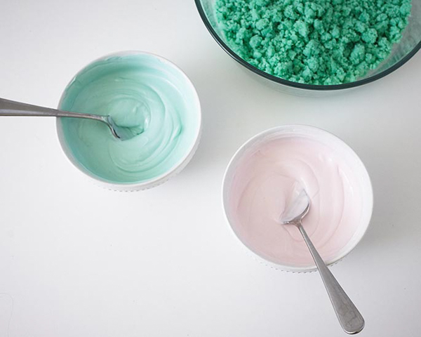 Cake Gems - how to make gem-shaped chocolate truffles filled with cake | by Cakegirls for TheCakeBlog.com