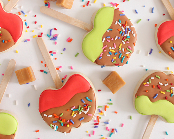 Caramel Apple Cookies - how to decorate caramel apple sugar cookies | by ellenJAY for TheCakeBlog.com
