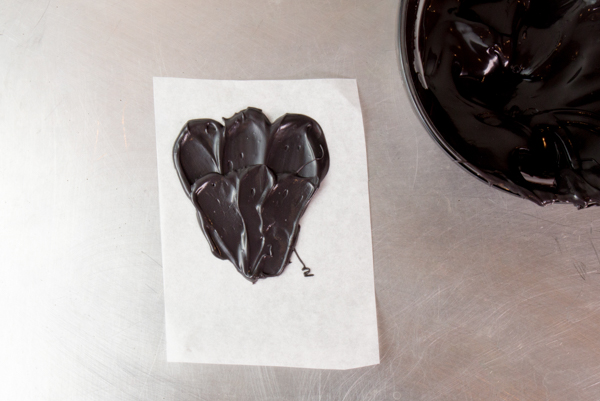 Chocolate Eyeball Flower - how to make a creepy black chocolate flower with an edible eyeball center | by Erin Gardner for TheCakeBlog.com
