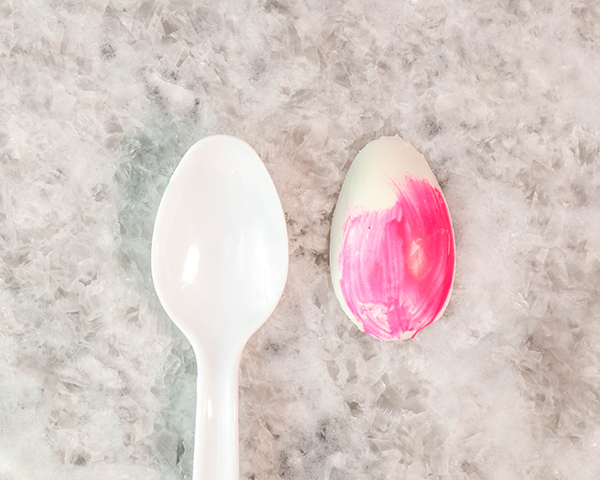 Chocolate Tulips - how to make gorgeous tulip cake decorations using melted chocolate and a plastic spoon | by Erin Gardner for TheCakeBlog.com