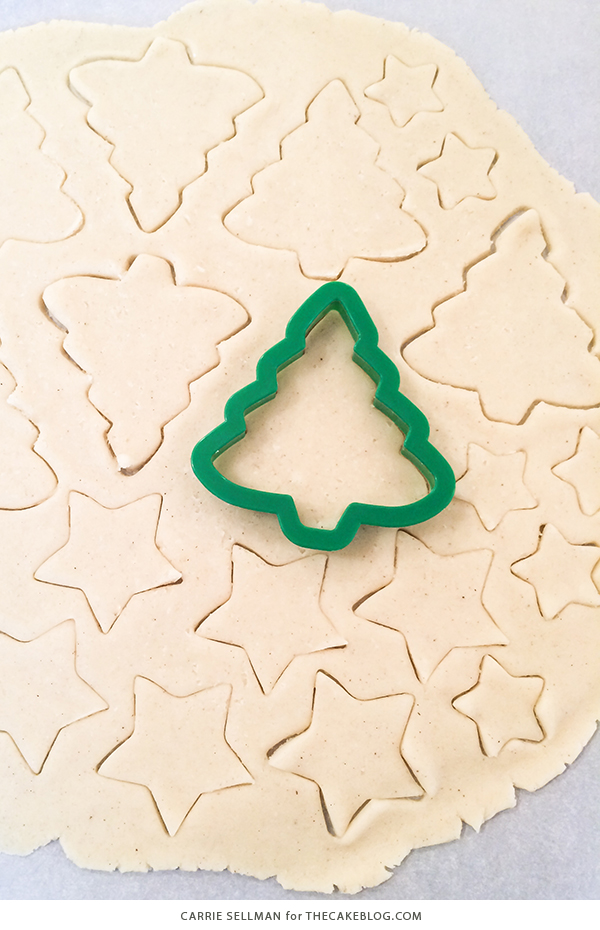 Decorated Sugar Cookies - vanilla bean sugar cookies with a simple glaze icing for easy yet beautiful Christmas cookies | by Carrie Sellman for TheCakeBlog.com