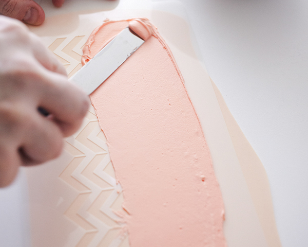 Mini Easter Egg Cakes | by Cakegirls for TheCakeBlog.com