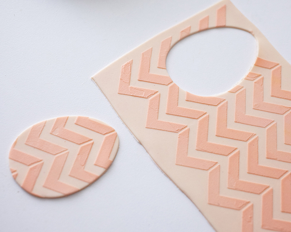 Mini Easter Egg Cakes | by Cakegirls for TheCakeBlog.com