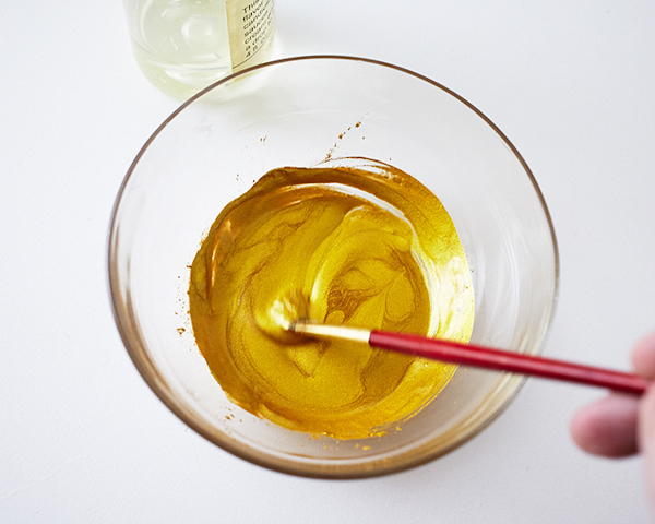 Mini Easter Egg Cakes | by Cakegirls for TheCakeBlog.com