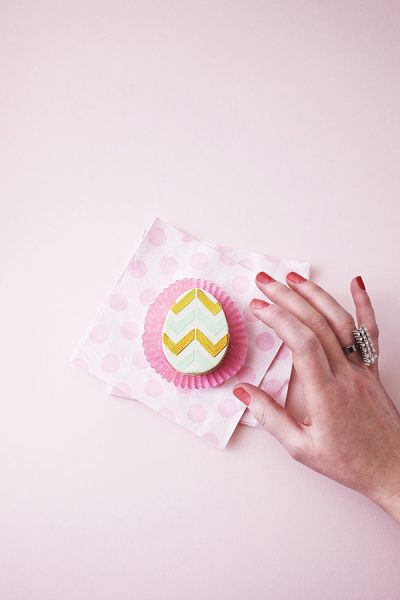 Mini Easter Egg Cakes – learn how to make Easter egg shaped desserts out of store bought cake | by Cakegirls for TheCakeBlog.com