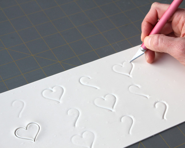 How to make a heart cutout cake | by Rachael Teufel for TheCakeBlog.com