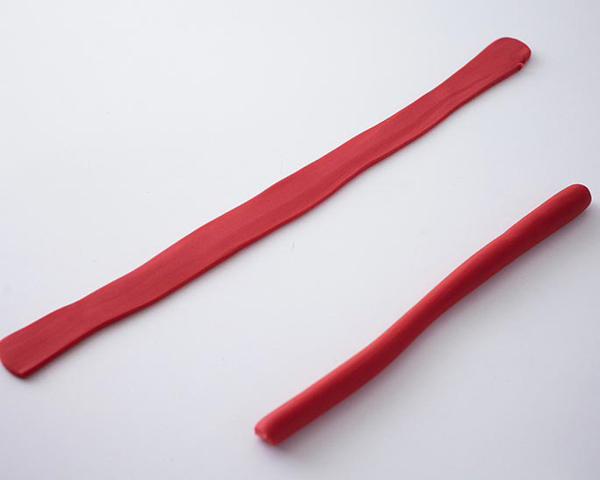 Winter Hat Cake - learn how to make this cozy cake that looks just like a knitted hat | by Cakegirls for TheCakeBlog.com