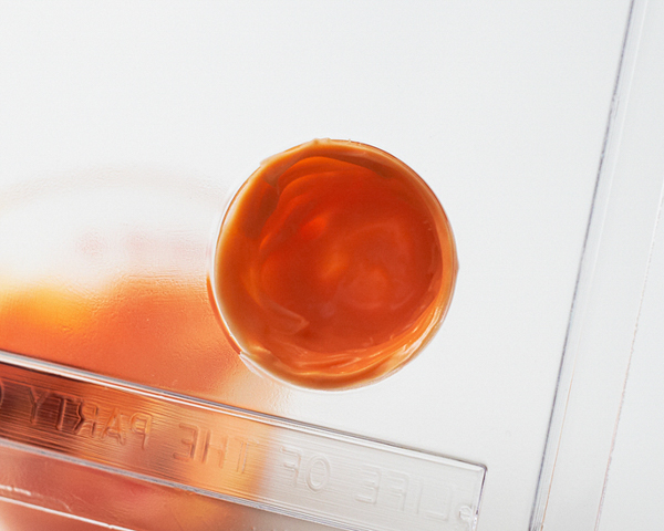 Mini Poinsettia Cakes - festive holiday desserts you can make for Christmas | Cakegirls for TheCakeBlog.com