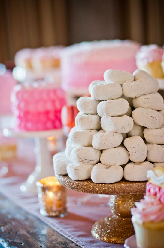 Pink & Gold Valentine's Dessert Table | TheCakeBlog.com