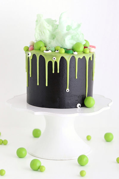 Witch Cauldron Cake
